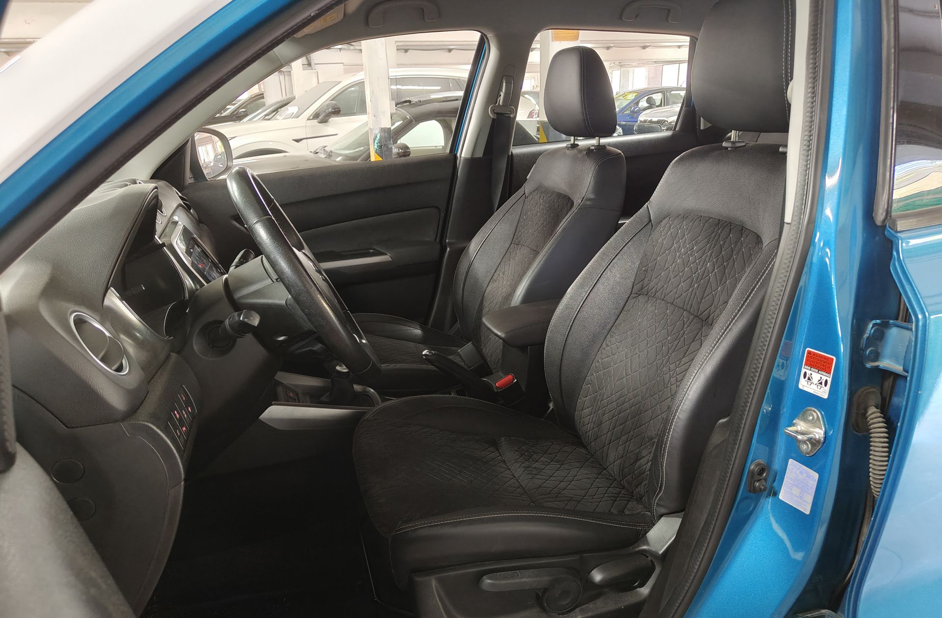 Suzuki Vitara 1.4 T Mild Hybrid GLE - foto 10