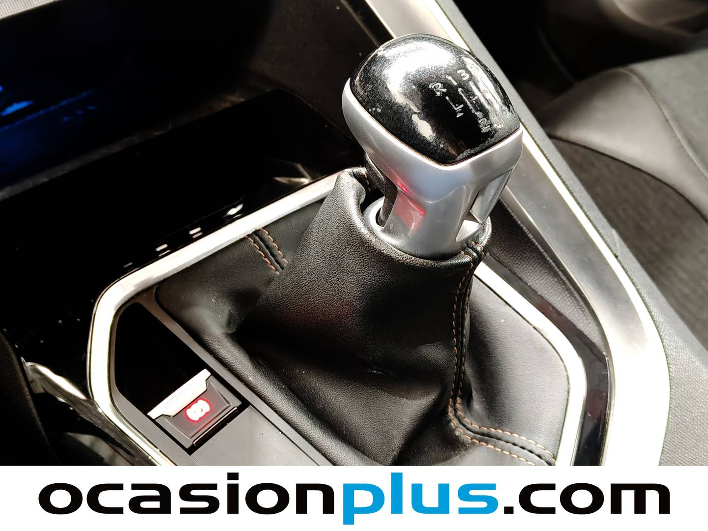 Foto Peugeot 3008 Peugeot 3008 BlueHDI 130 S&S GT Line (130 CV)