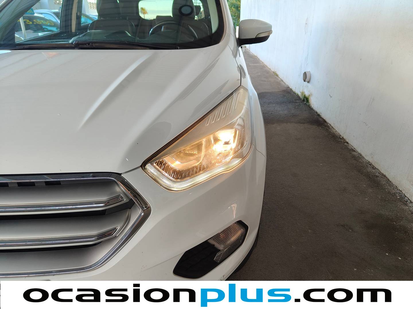 Foto Ford Kuga Ford Kuga 1.5 TDCI S&S Titanium 4x2 Auto (120 CV)