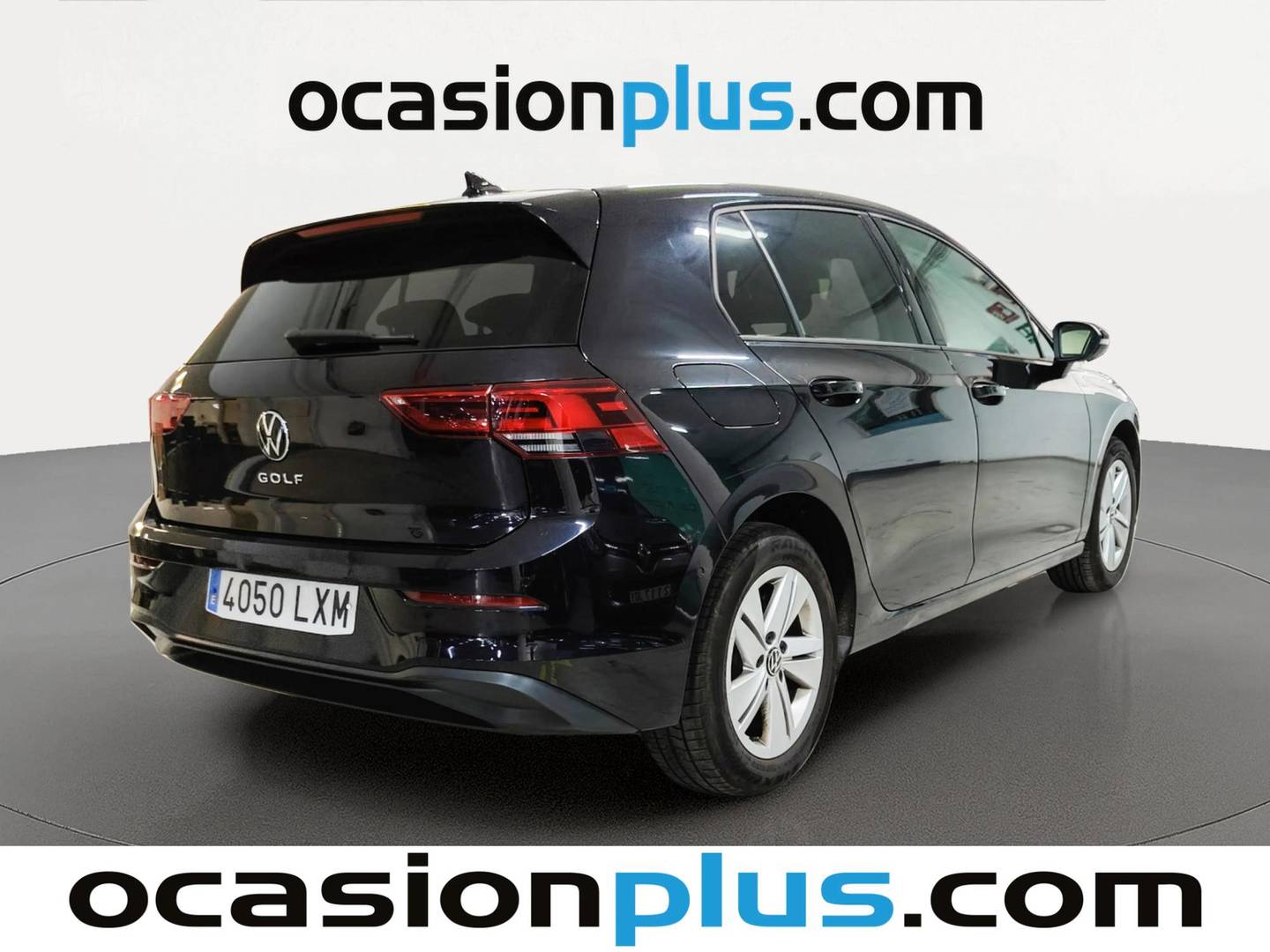 Foto trasera Volkswagen Golf Volkswagen Golf Volkswagen Golf Life 1.5 TSI (130 CV) derecha