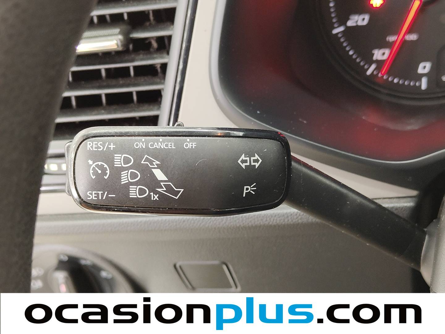 Equipamiento del Seat León ST Seat León ST 1.2 TSI S&S Reference (110 CV)