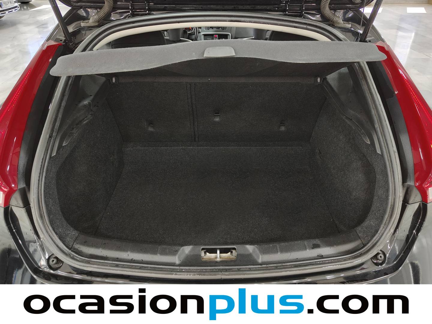 Foto Volvo V40 Volvo V40 D2 Kinetic Auto (115 CV)