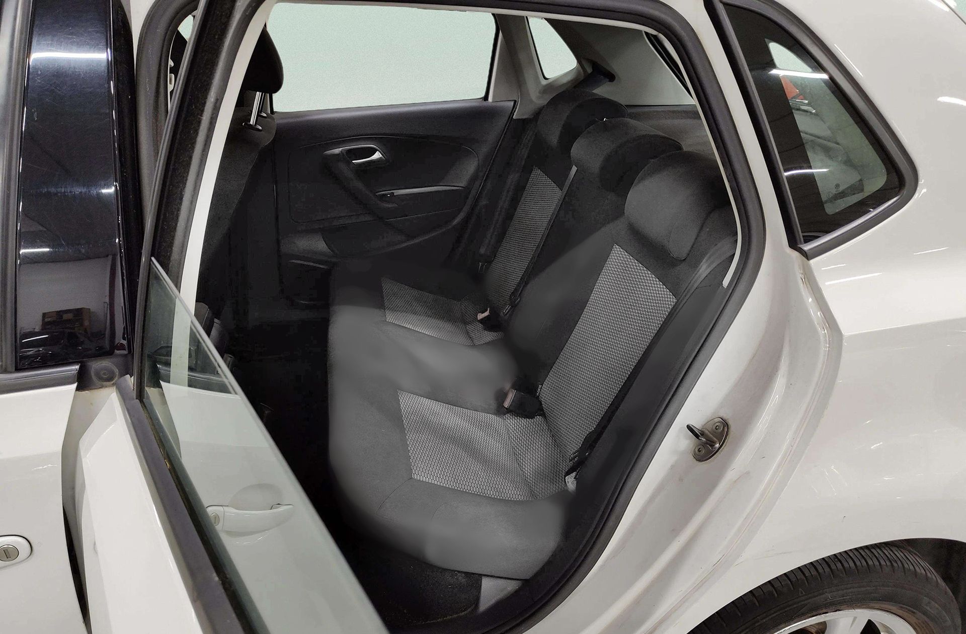 Volkswagen Polo Advance 1.2 TSI DSG - foto 9