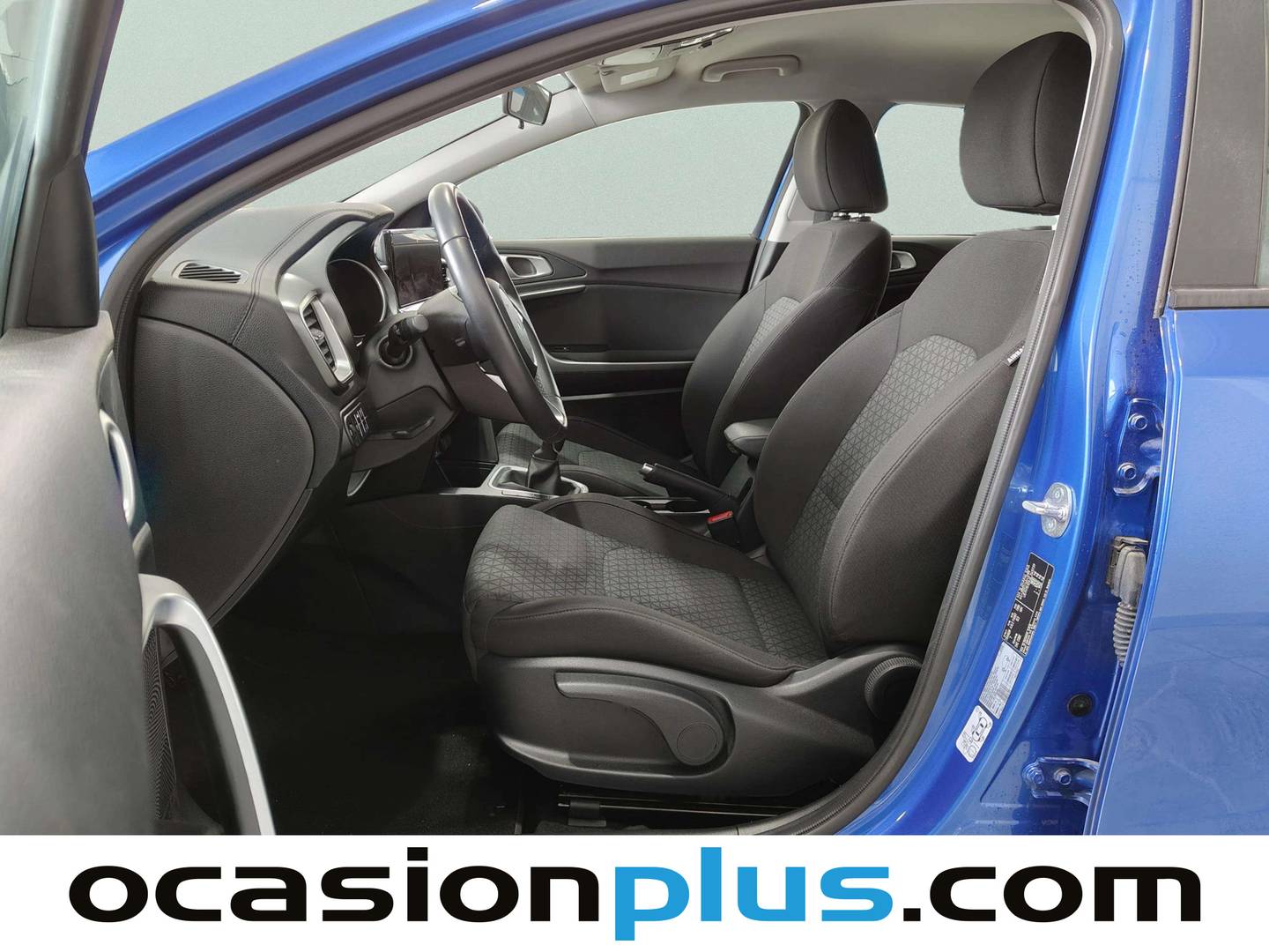 Foto asientos delanteros KIA Ceed KIA Ceed 1.0 T-GDi Concept (100 CV)