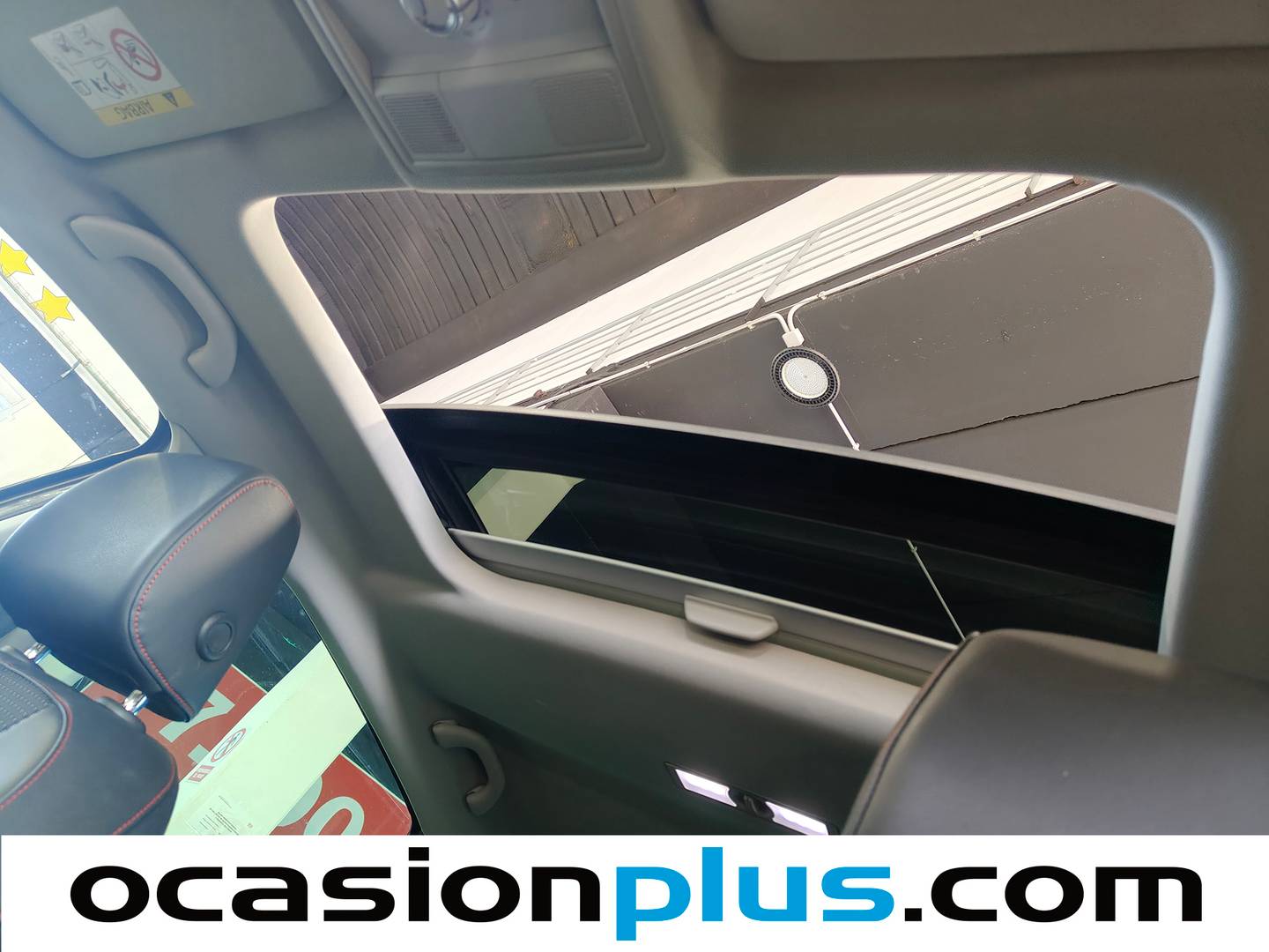 Equipamiento del Seat León Seat León 2.0 TDI S&S FR (150 CV)