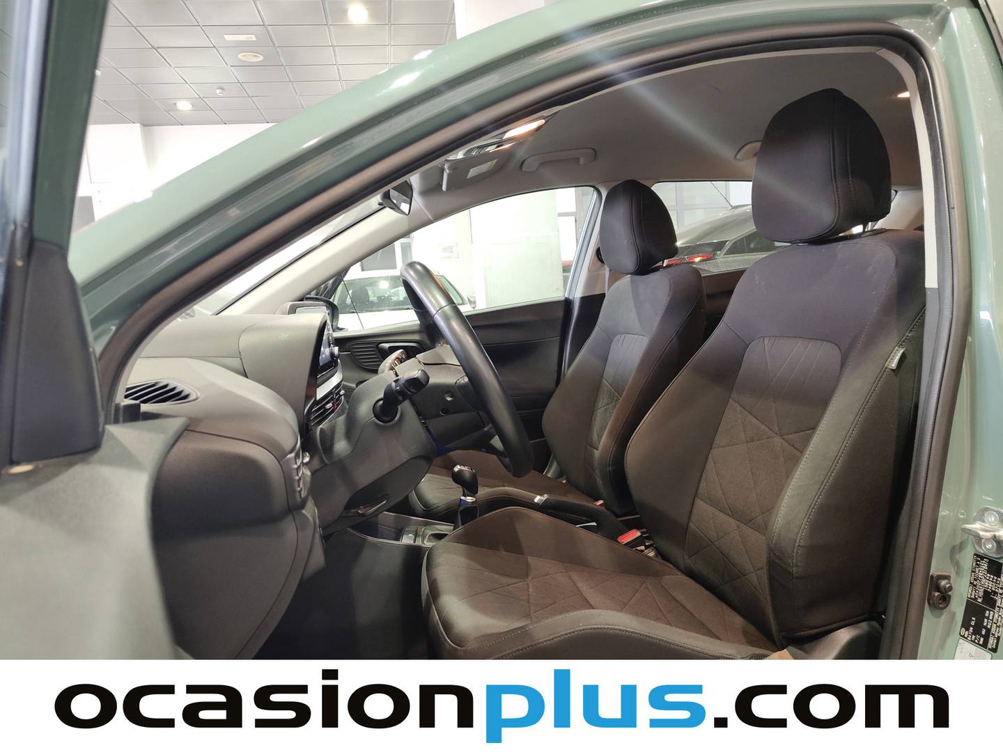 Foto asientos delanteros Hyundai Bayon Hyundai Bayon 1.2 MPI Maxx  (84 CV)