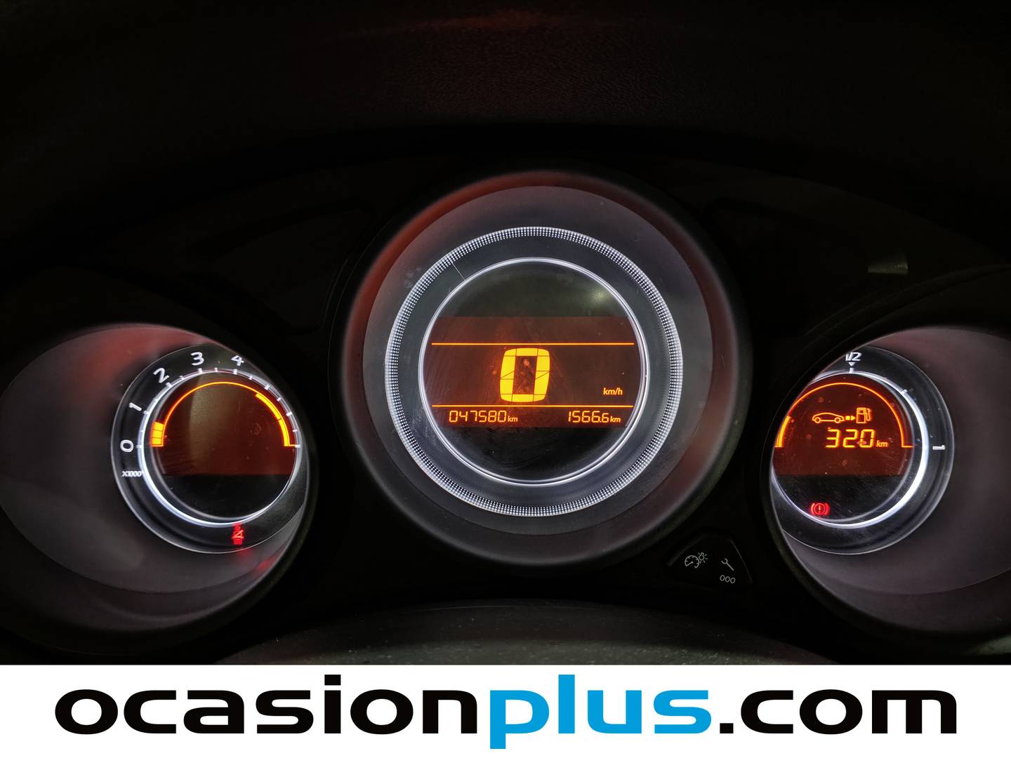 Citroën C4 Citroën C4 BlueHDi 100 Live Edition (99 CV) 2015