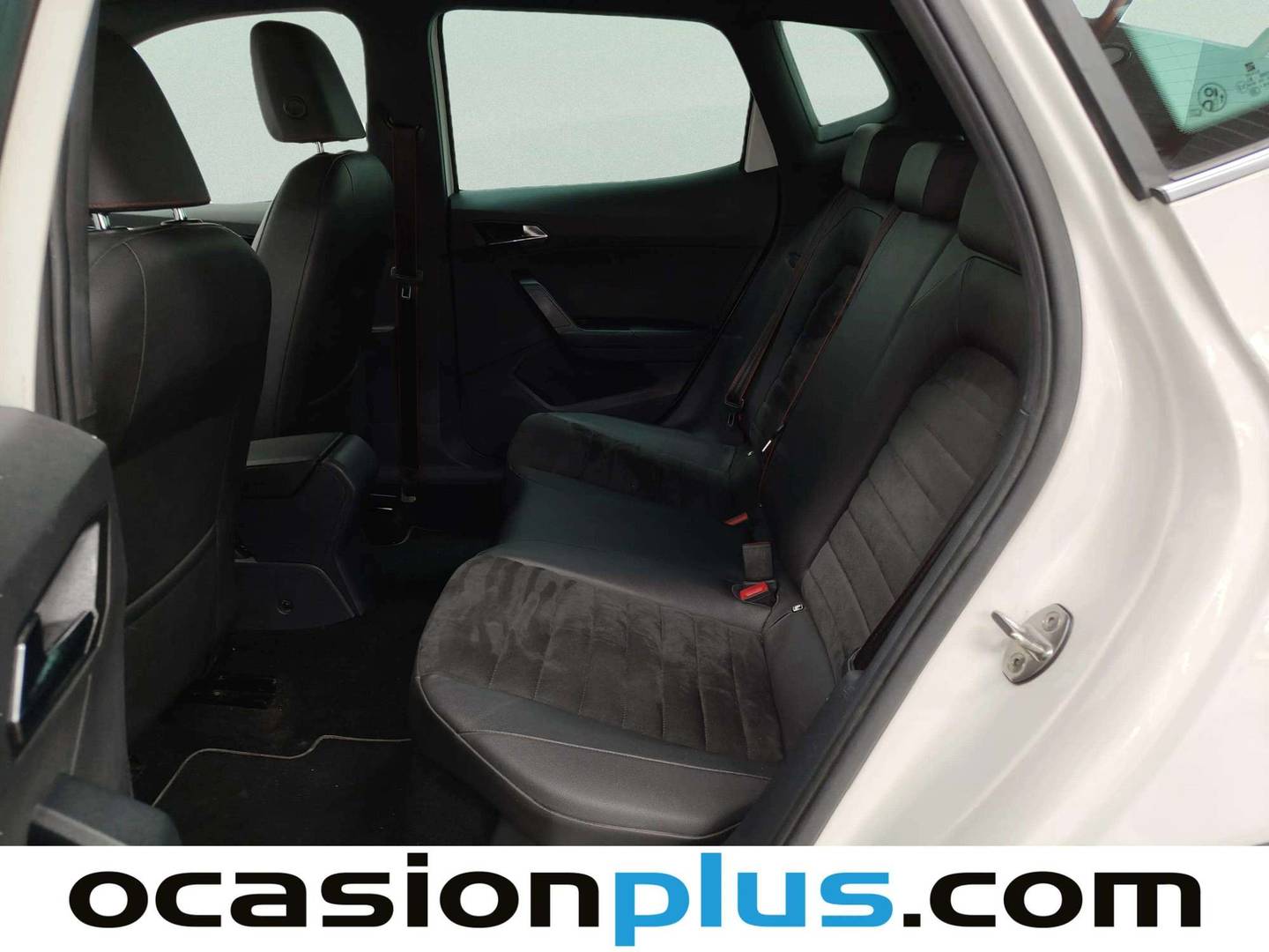 Foto asientos traseros Seat Arona Seat Arona 1.0 TSI S&S Ecomotive FR DSG (115 CV)