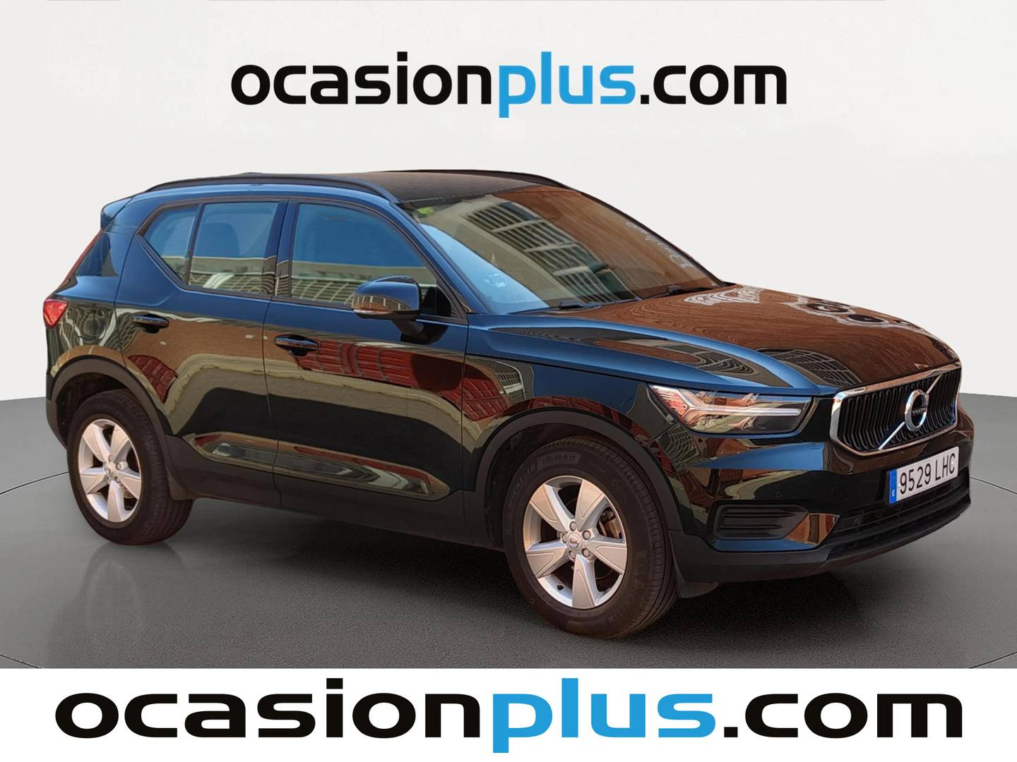 Foto delantera Volvo XC40 Volvo XC40 T3 Momentum Core (163 CV) derecha