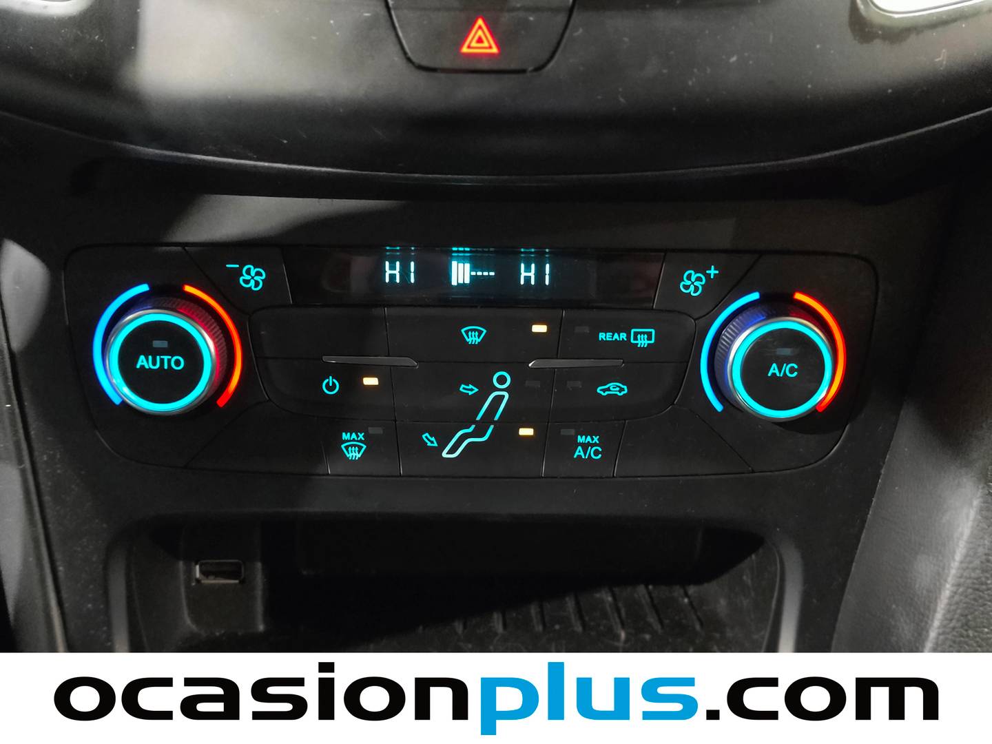 Foto Ford Focus Ford Focus SportBreak 1.5 TDCI Business (120 CV)