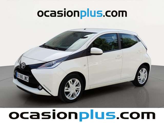 Toyota Aygo 1.0 70 x-play (69 CV) de segunda mano
