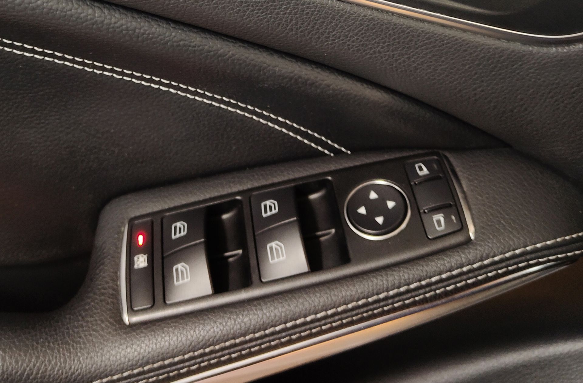 Mercedes-Benz Clase A 180 CDI Blue Efficiency Urban - foto 26