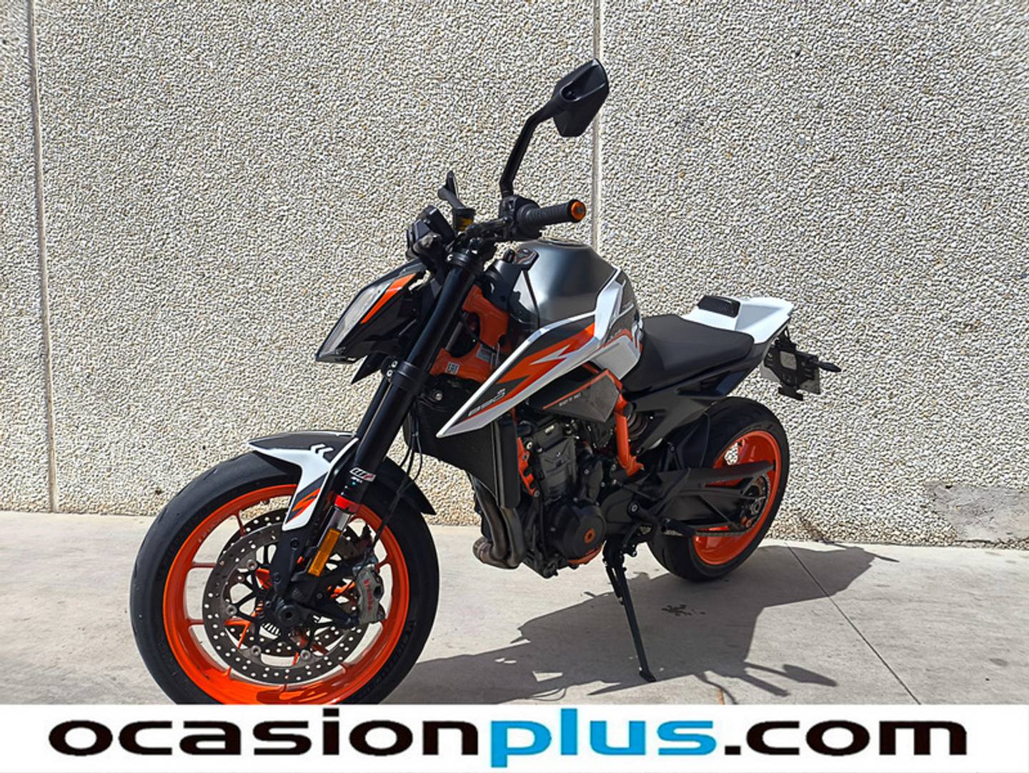 Foto KTM Duke R 890 KTM Duke R 890 R 890 (121 CV)