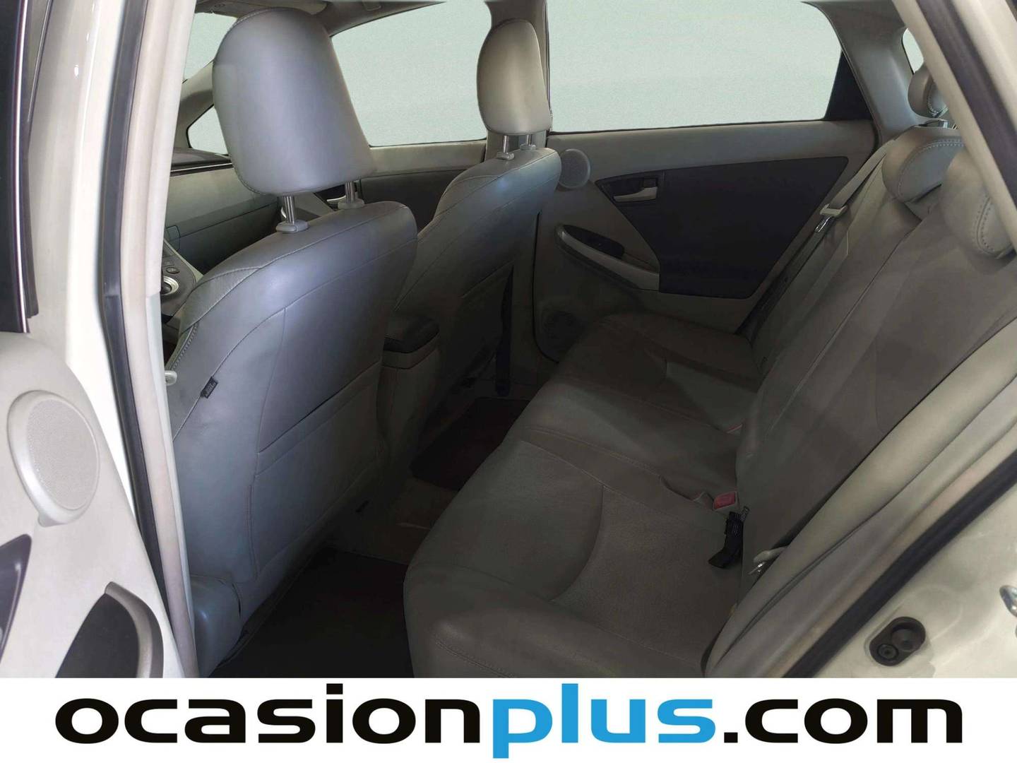 Foto asientos traseros Toyota Prius Toyota Prius 1.8 HSD EXECUTIVE (136 CV)