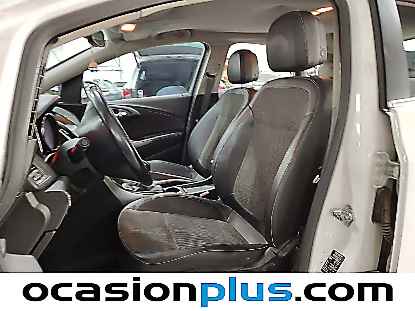 Foto Opel Astra Opel Astra 1.7 CDTI Cosmo  (125 CV)