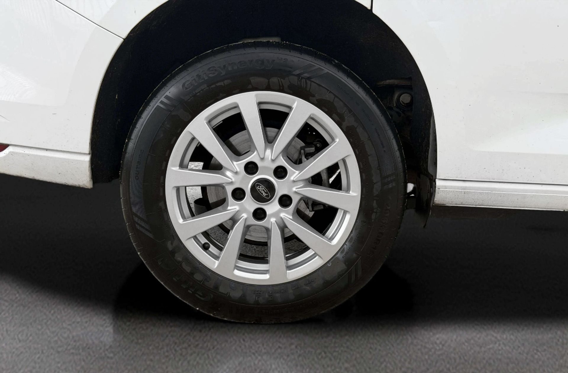 Ford Tourneo Connect 2.0 EcoBlue Titanium - foto 41