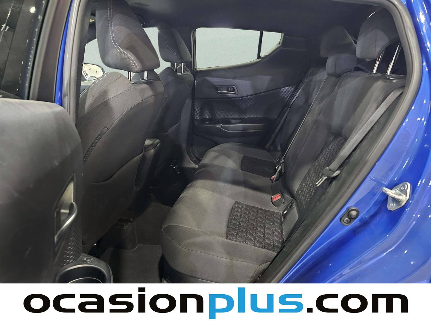 Foto asientos traseros Toyota C-HR Toyota C-HR 180H Advance  (184 CV)