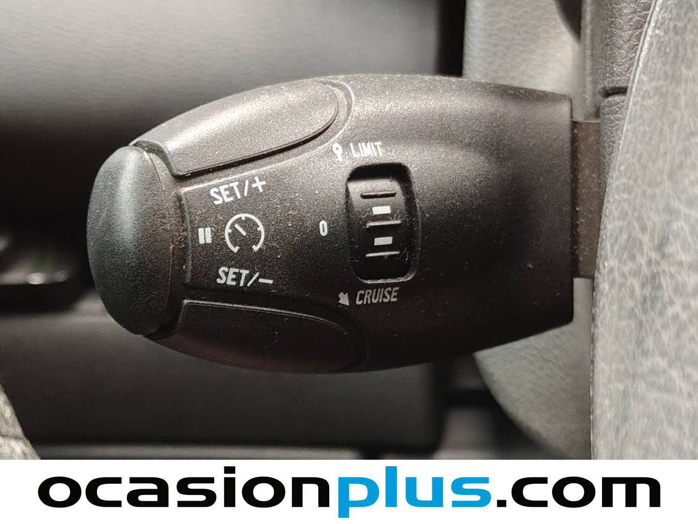 Equipamiento del Peugeot 3008 Peugeot 3008 1.6 HDI FAP Premium CMP (110 CV)