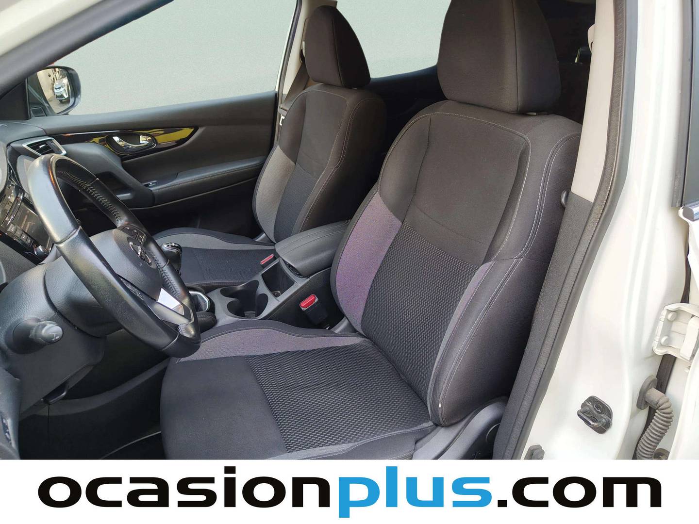 Foto asientos delanteros Nissan QASHQAI Nissan Qashqai DIG-T 140 Acenta 4x2 (140 CV)