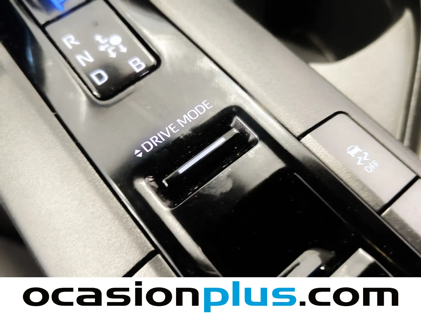 Foto Toyota C-HR Toyota C-HR 140H Advance (140 CV)