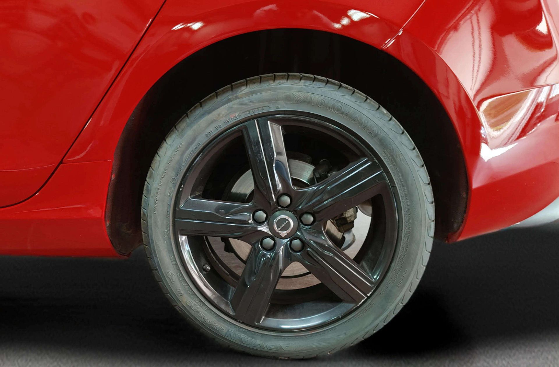 Volvo V40 D4 R-Design Momentum - foto 40