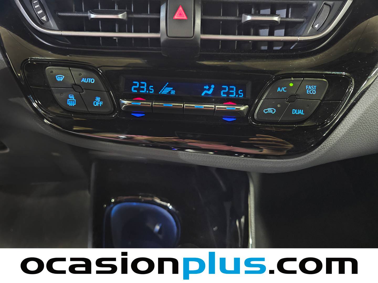 Equipamiento del Toyota C-HR Toyota C-HR 180H Advance  (184 CV)