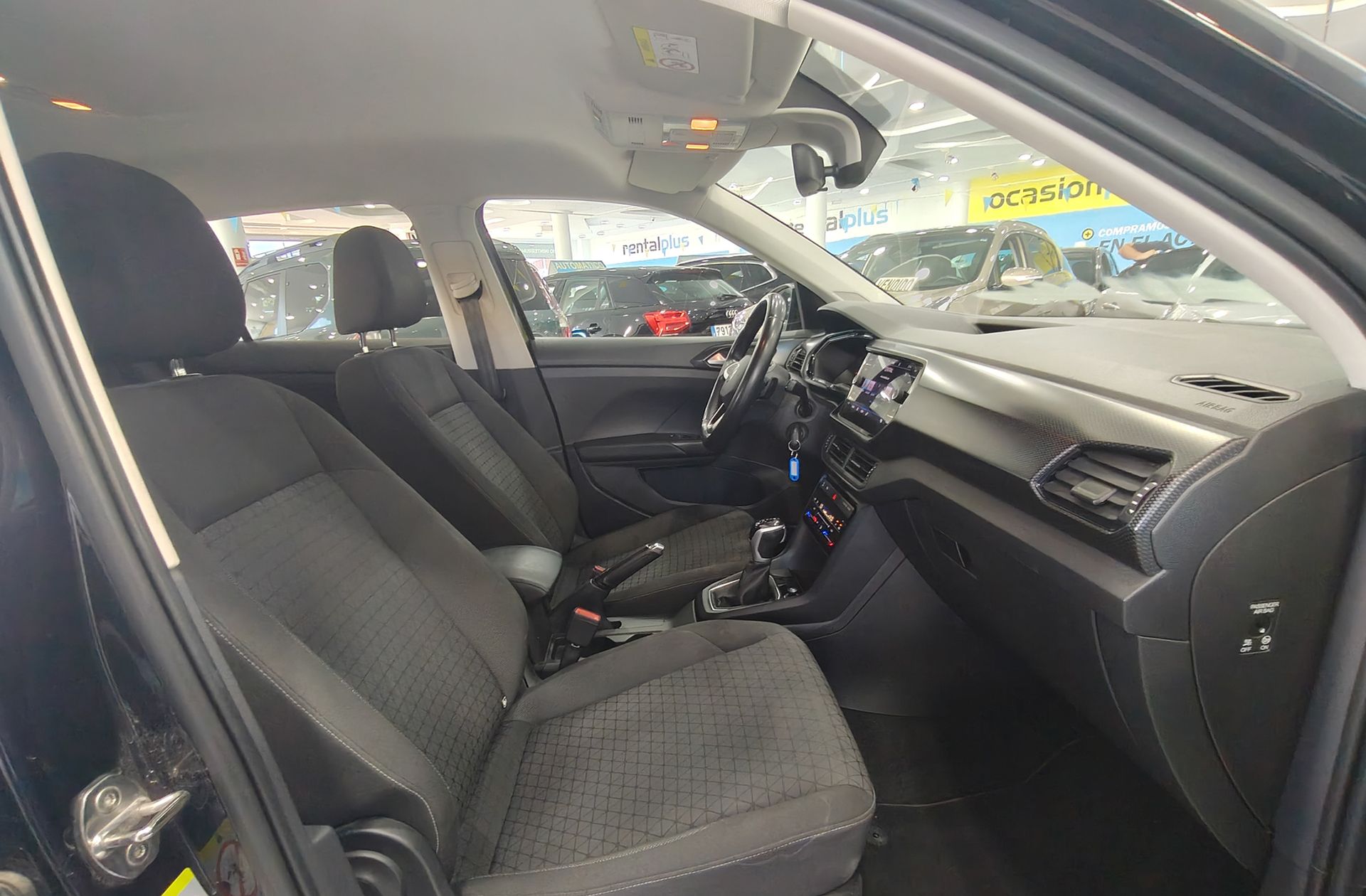 Volkswagen T-Cross Advance 1.0 TSI DSG - foto 14