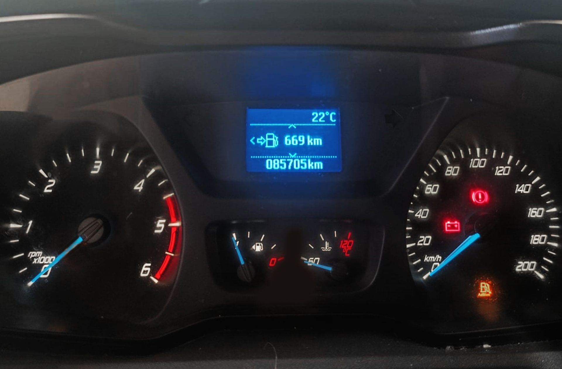 Ford Transit Furgon 350 L3H2 Trend Delantera - foto 26