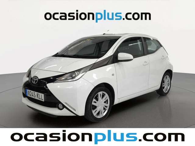 Toyota Aygo 1.0 70 x-play (69 CV) de segunda mano