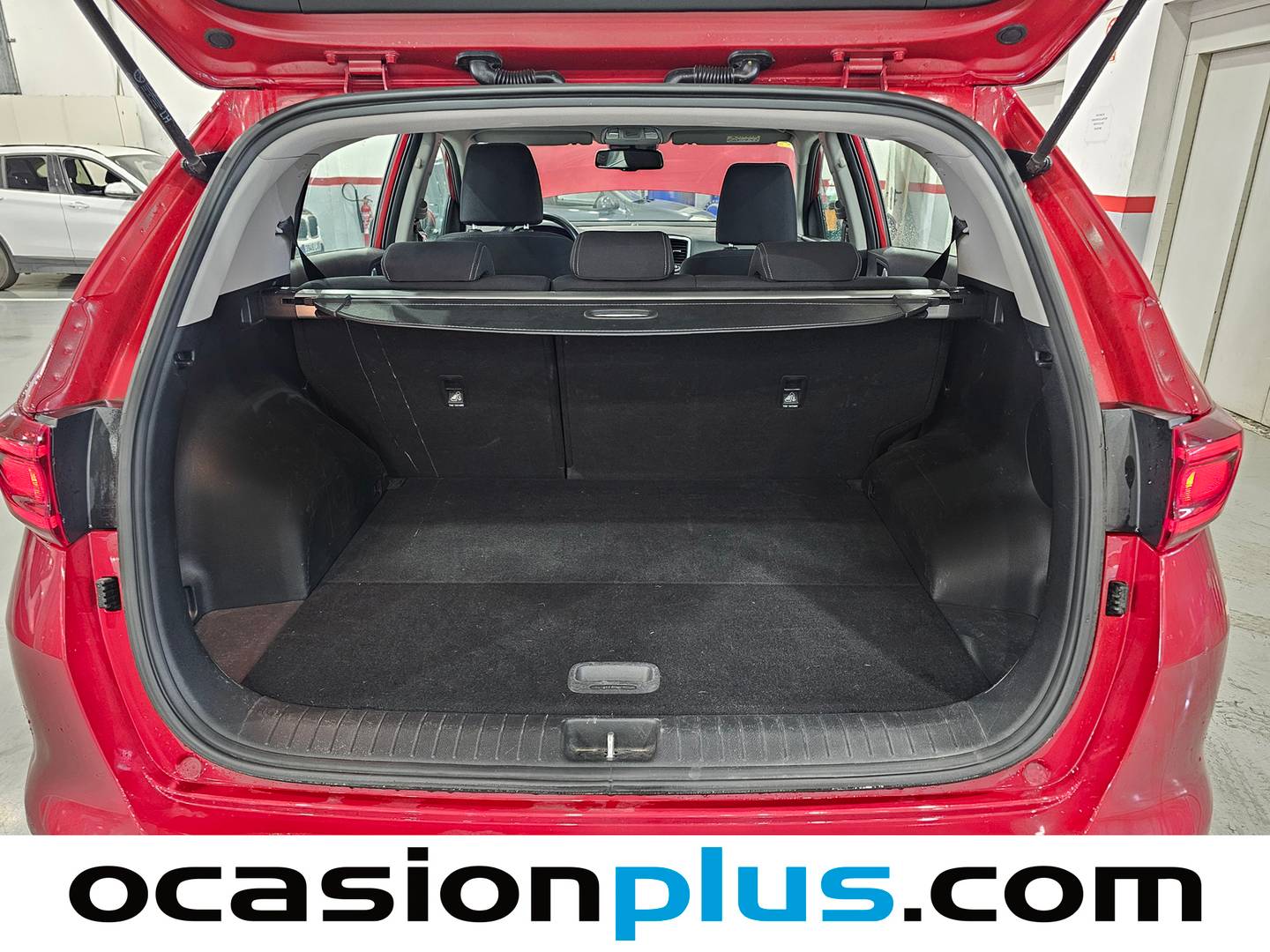 Foto KIA Sportage Kia Sportage 1.6 MHEV Business 4x2 DCT (136 CV)