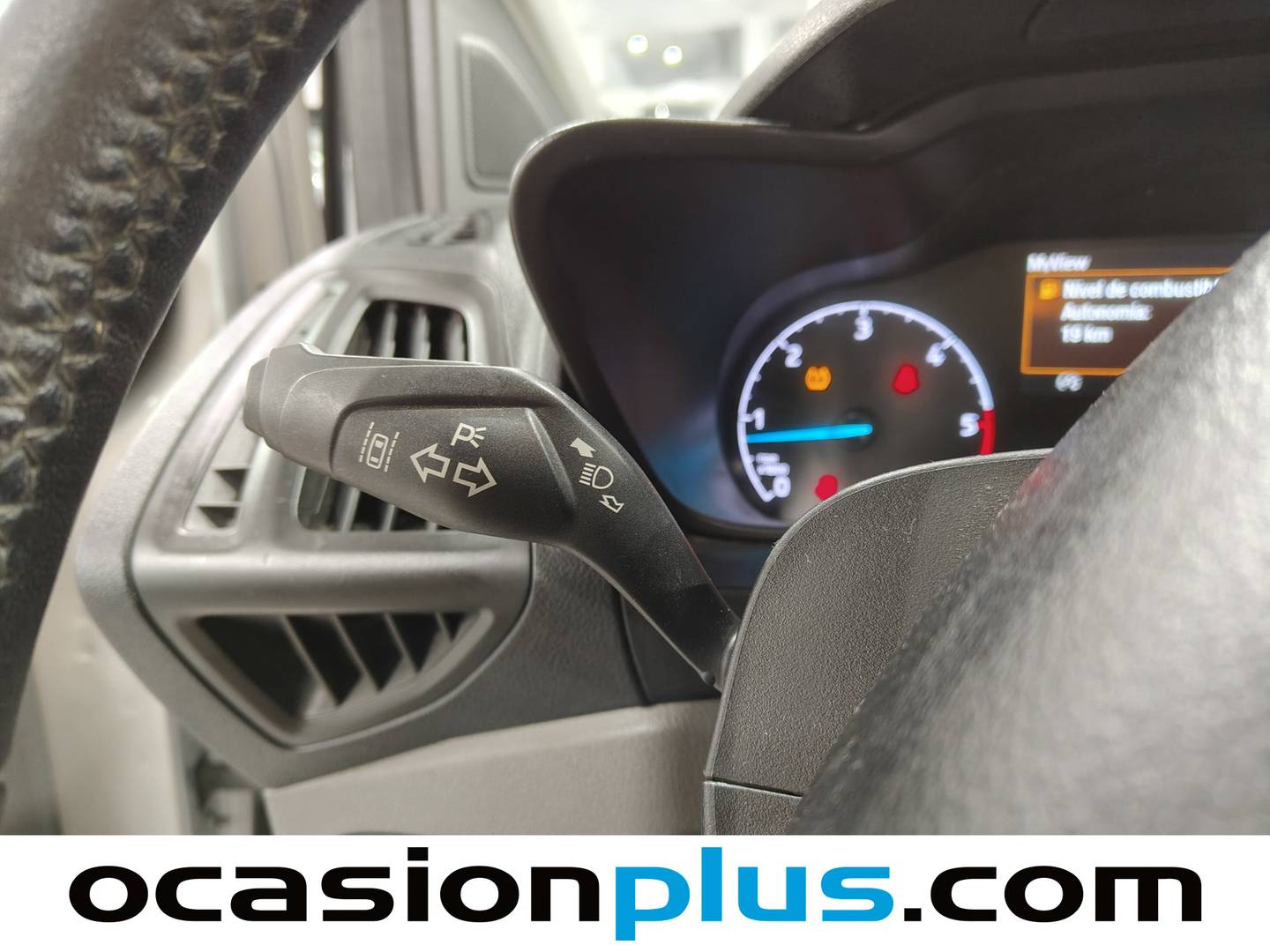 Foto Ford Grand Tourneo Connect Ford Grand Tourneo Connect 1.5 TDCi Titanium PowerShift  (120 CV)