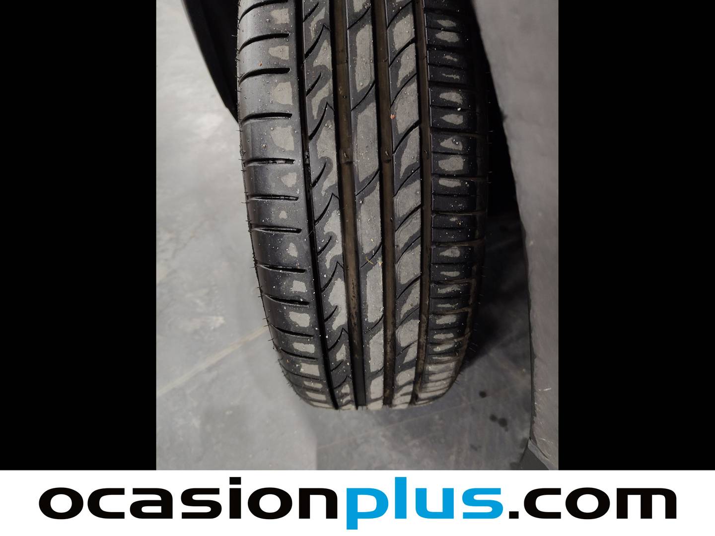 Foto Peugeot 2008 Peugeot 2008 BlueHDi 100 S&S Allure (100 CV)