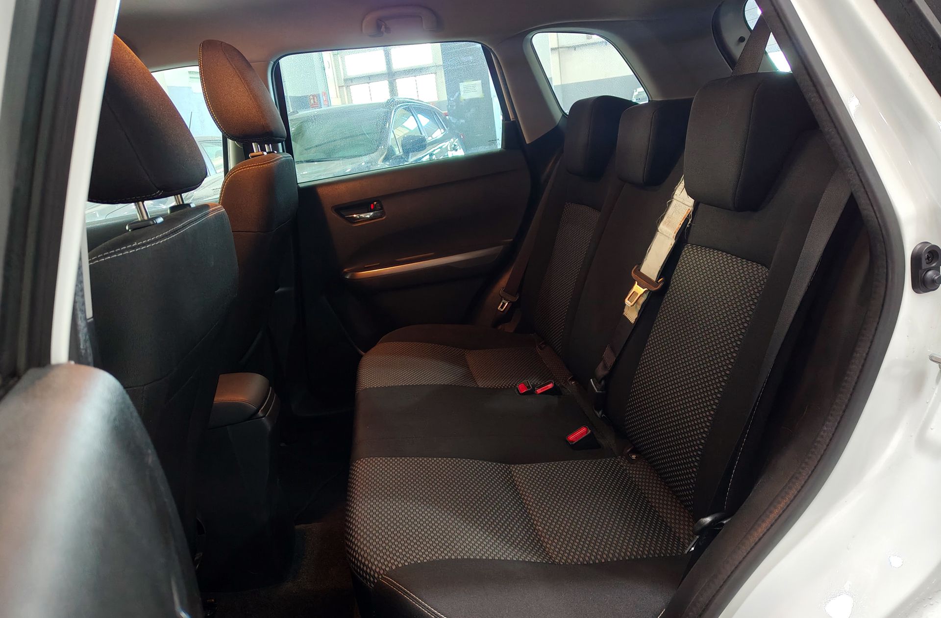 Suzuki Vitara 1.4 Turbo Mild Hybrid GLE - foto 12