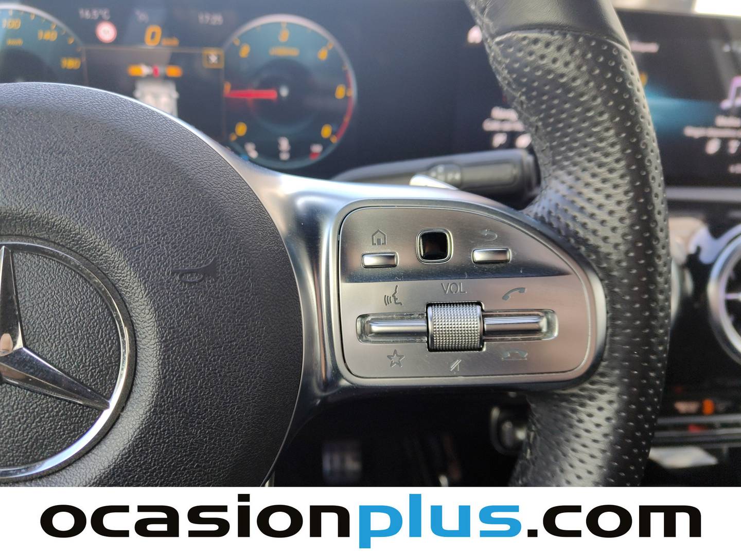 Mercedes Clase A Mercedes-Benz Clase A 180 d (116 CV) Pack AMG km 0