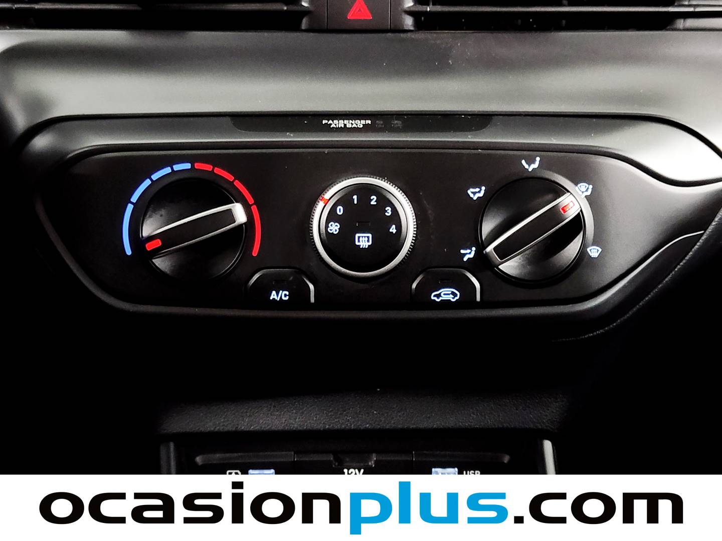 Foto Hyundai Bayon Hyundai Bayon 1.2 MPI Essence (84 CV)