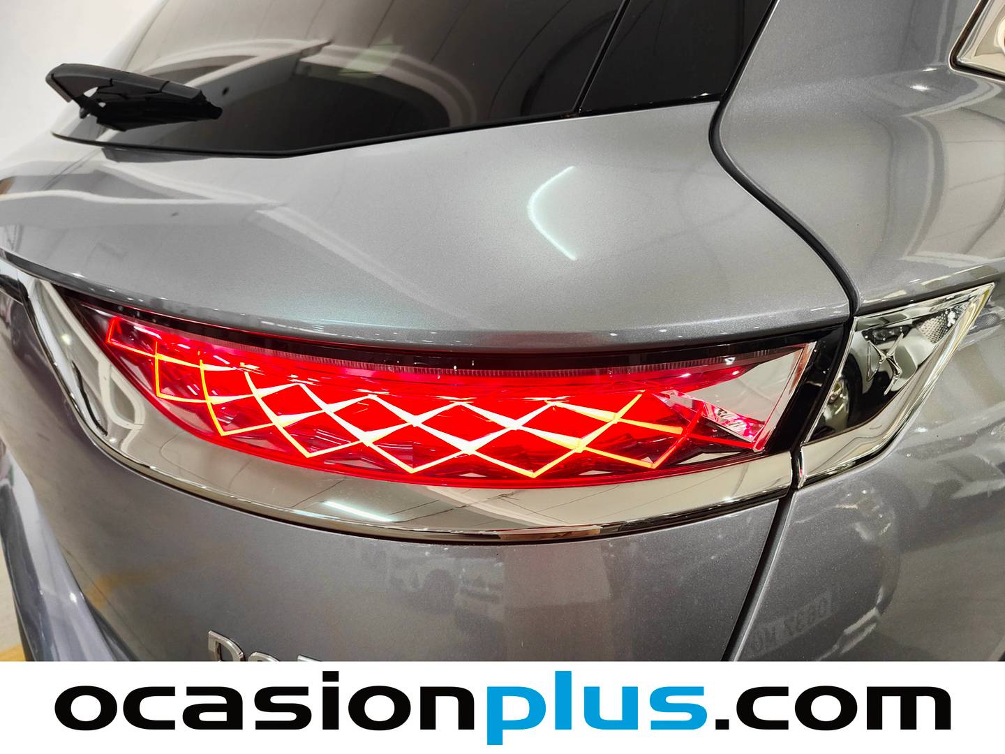 Foto DS DS 7 Crossback DS DS7 Crossback PureTech 180 Grand Chic Auto (180 CV)