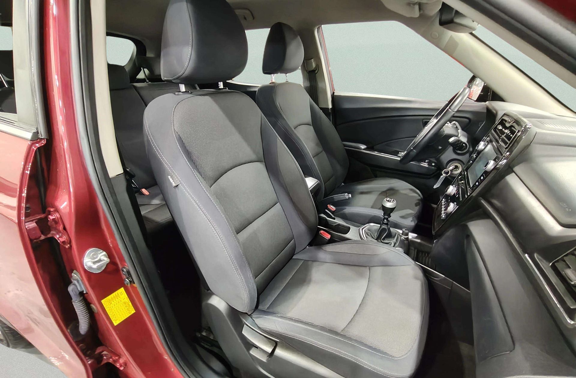 SsangYong Tivoli G12T Urban Plus - foto 16