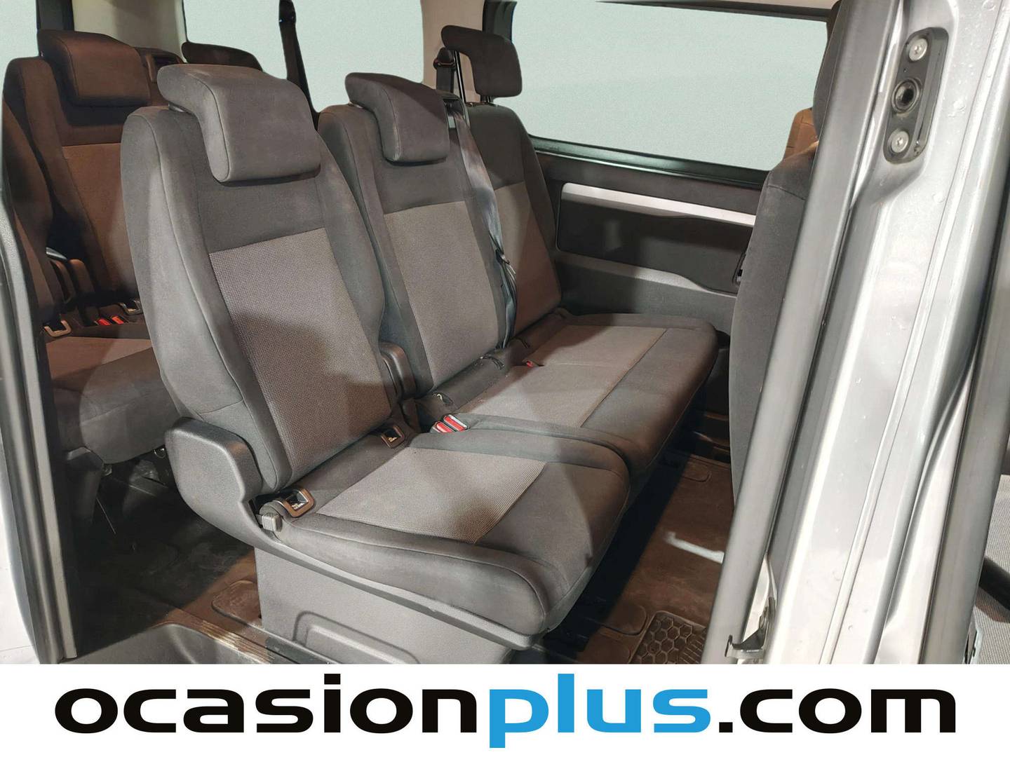 Foto Peugeot Traveller Peugeot Traveller BlueHDi 120 Business Long (120 CV) 9 Plazas siete plazas