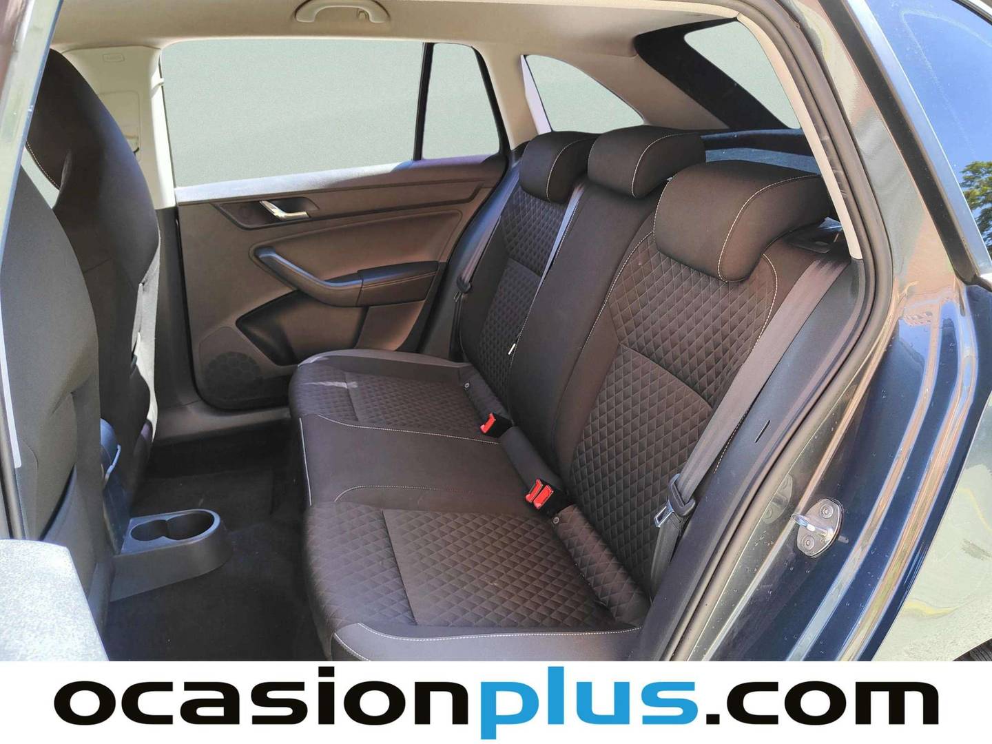 Foto asientos traseros Skoda Spaceback Skoda Spaceback 1.4 TDI CR Like (90 CV)