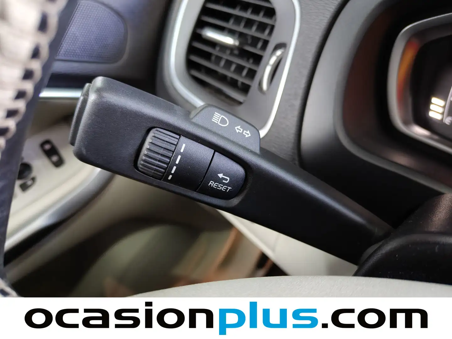 Foto Volvo V40 Cross Country Volvo V40 Cross Country Cross Country T3 Pro Auto  (152 CV)