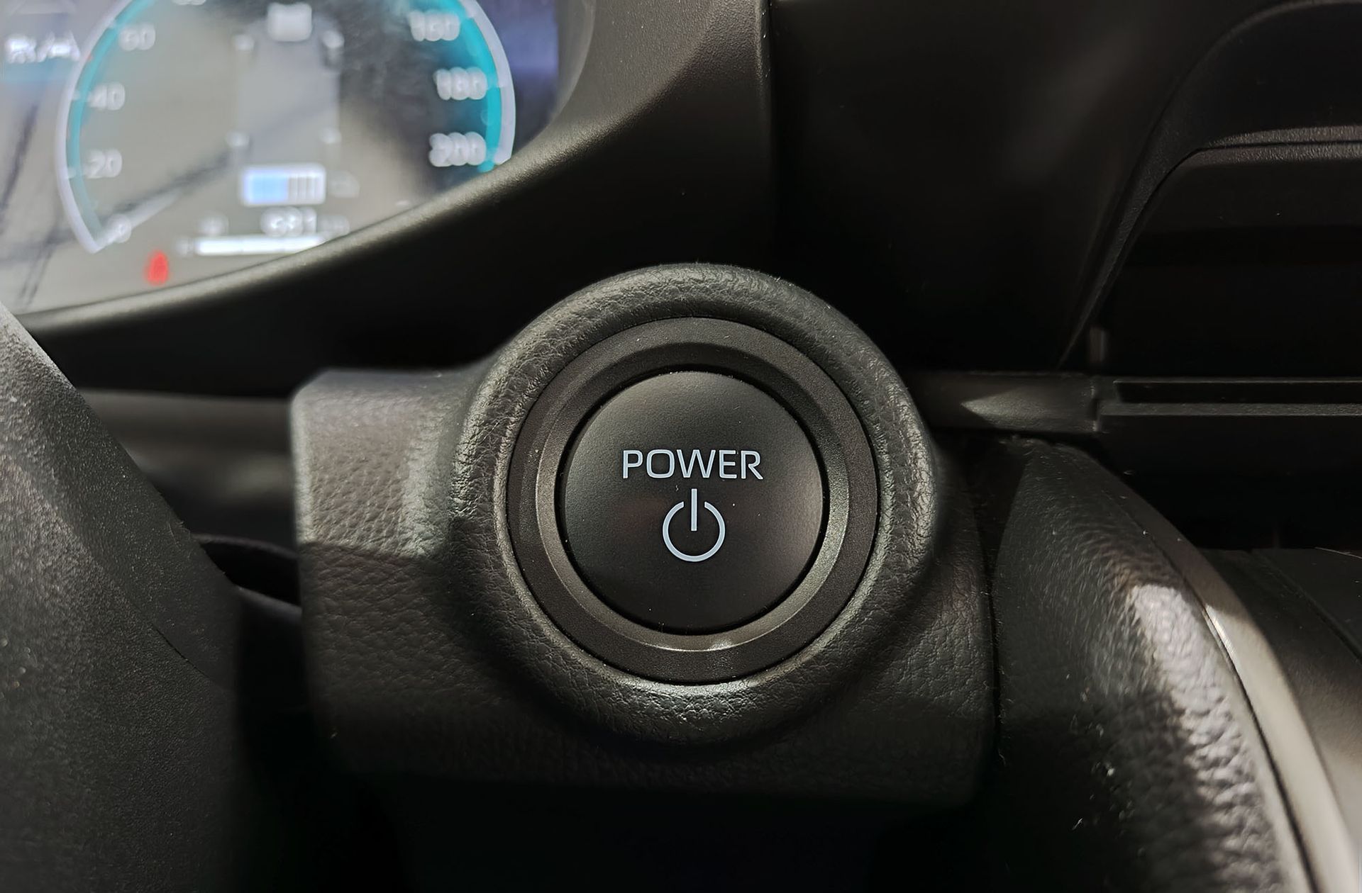 Toyota C-HR 140H Advance - foto 31