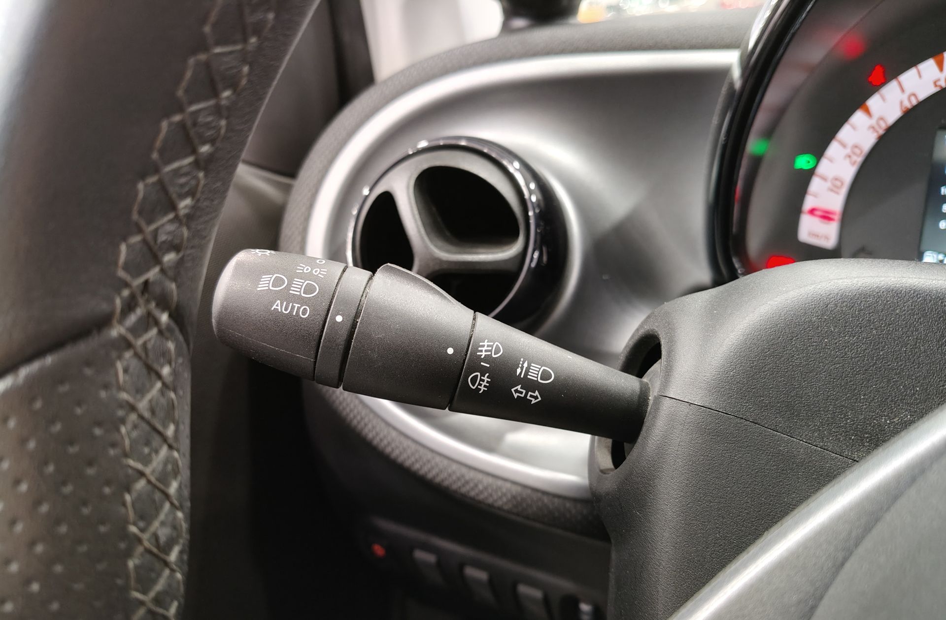 smart fortwo Coupe 66 - foto 24