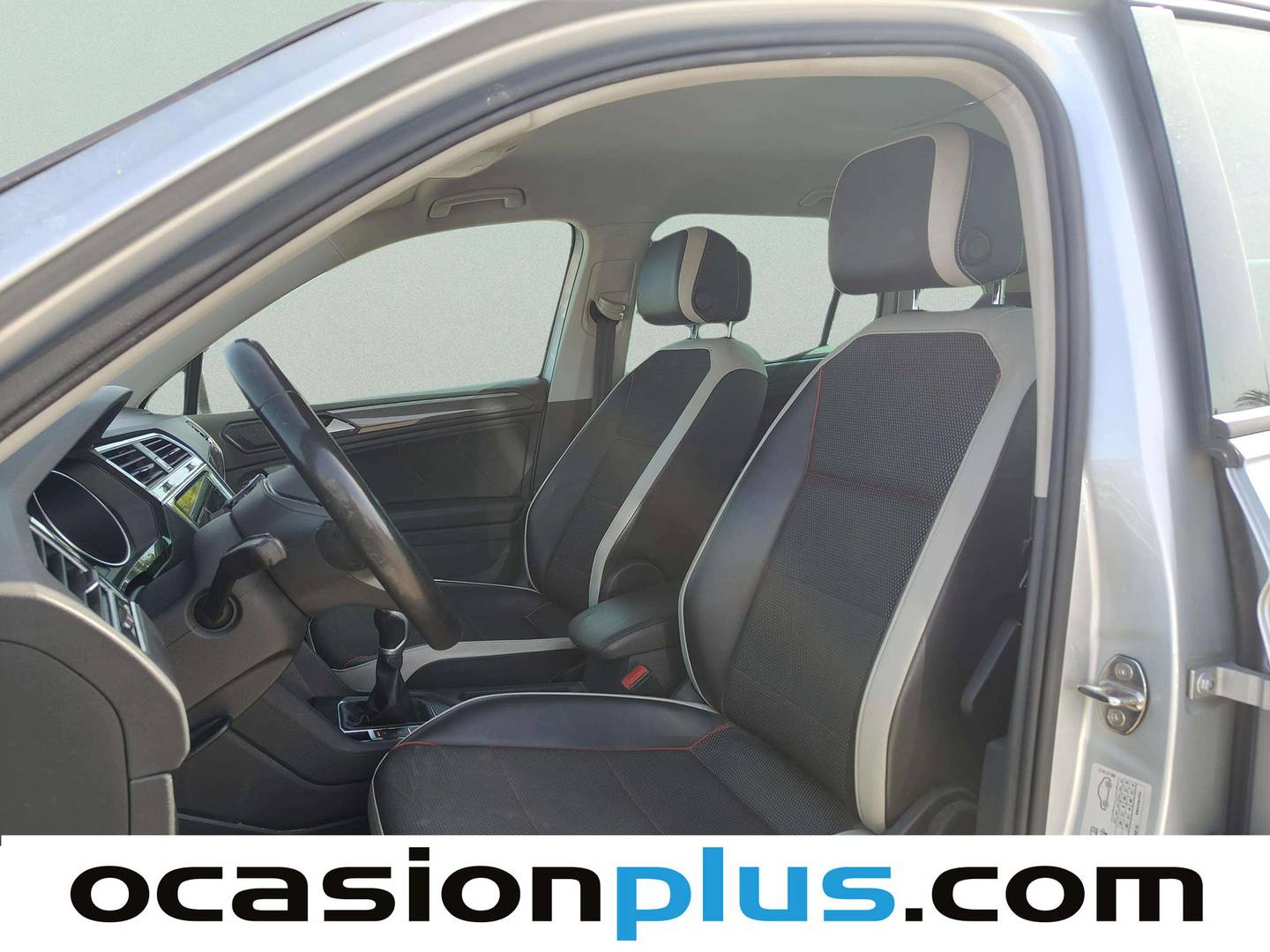 Foto asientos delanteros Volkswagen Tiguan Volkswagen Tiguan Urban Sport 1.5 TSI (150 CV)