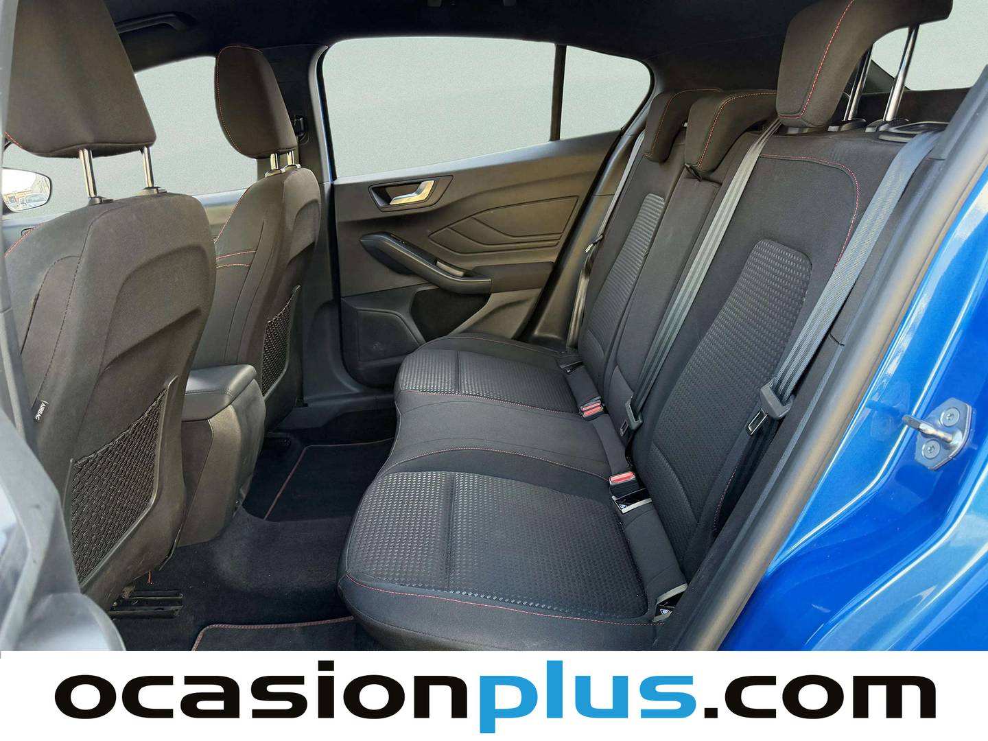 Foto asientos traseros Ford Focus Ford Focus 1.0 Ecoboost MHEV ST-Line X Auto (155 CV)