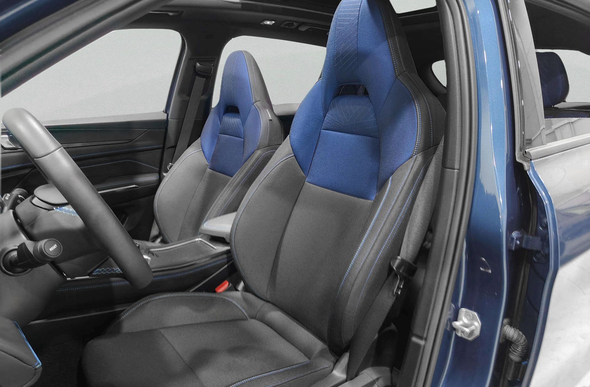 Lynk & Co 01 1.5 PHEV - foto 12