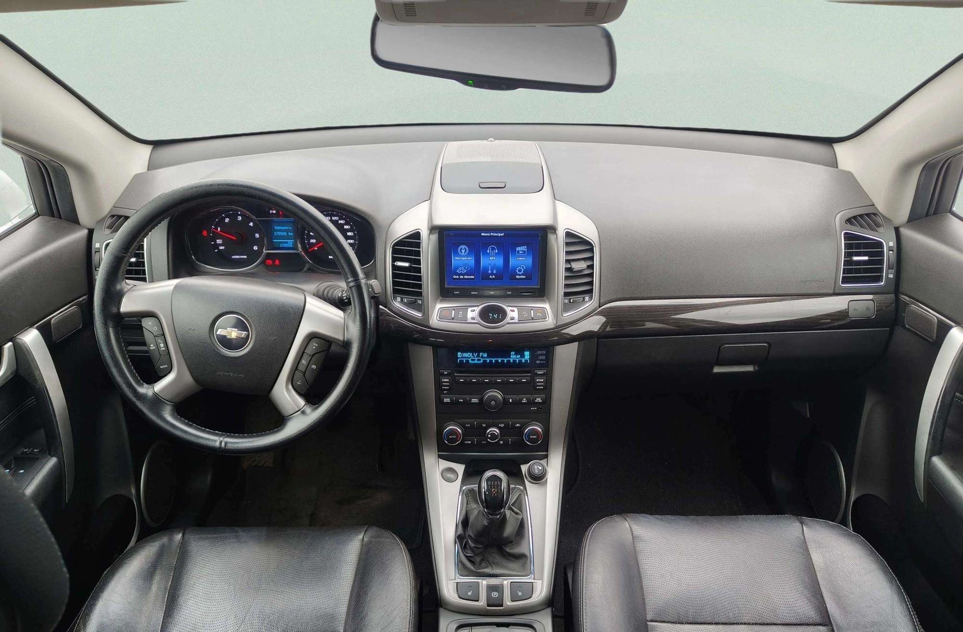 Chevrolet Captiva 2.2 Vcdi 16V LTZ AWD 7 plazas - foto 6