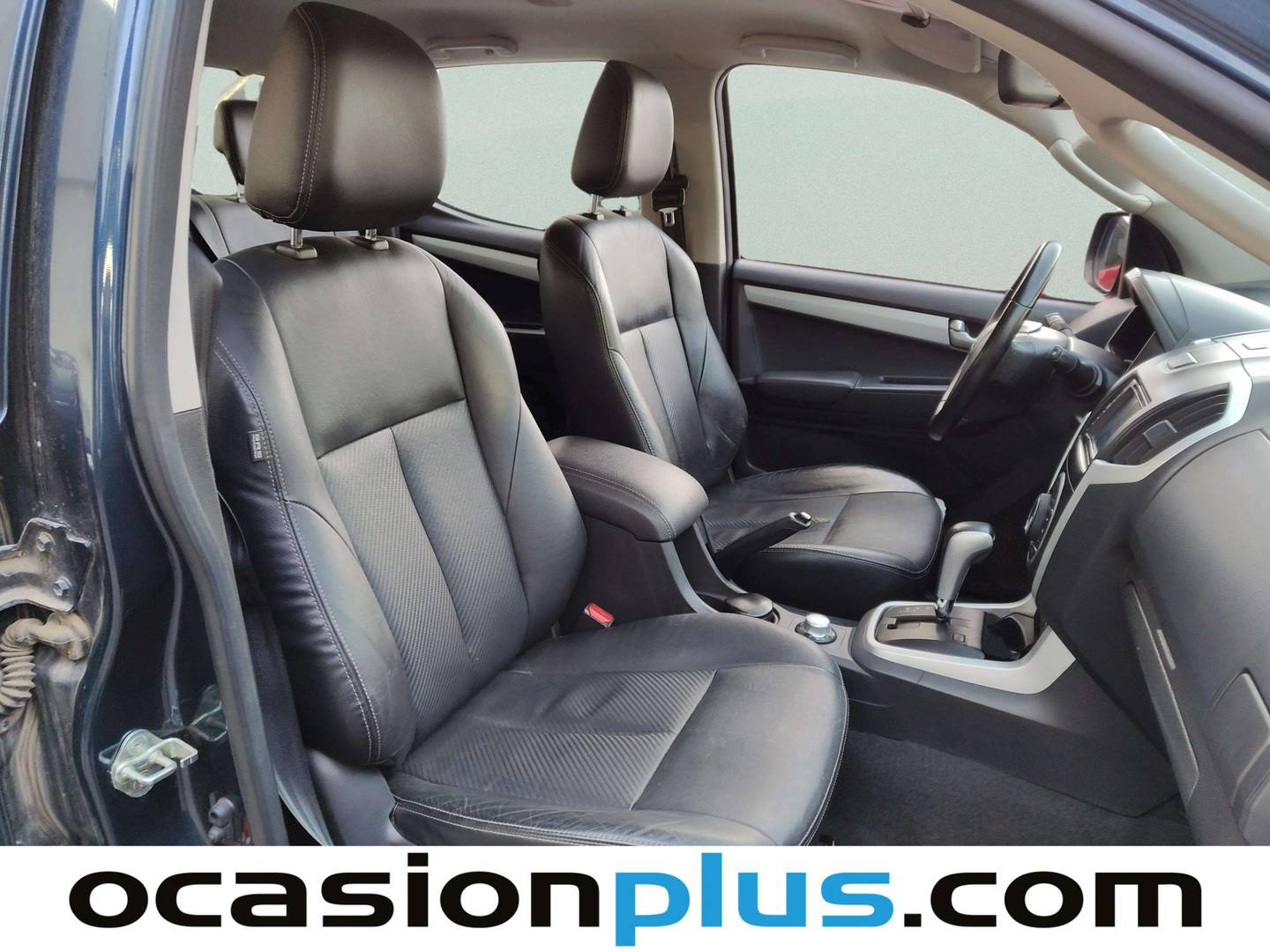 Foto Isuzu D-Max Isuzu D-Max 1.9 Crew Solar Auto (164 CV)