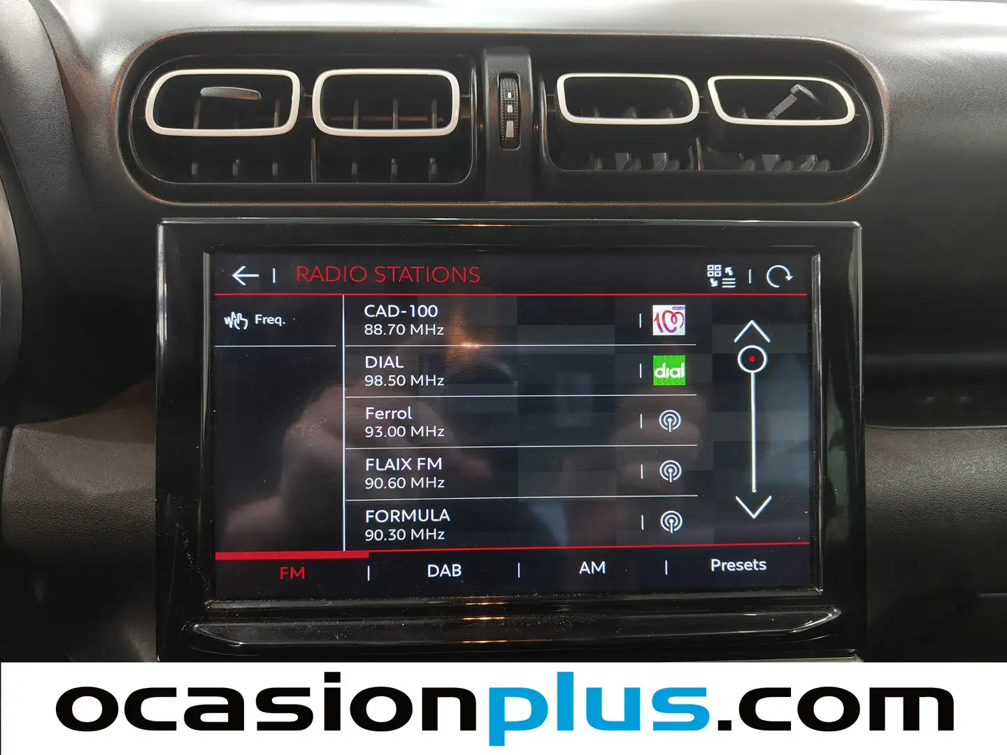 Foto Citroën C3 Aircross Citroen C3 Aircross PureTech 130 Shine Pack EAT6 (131 CV)