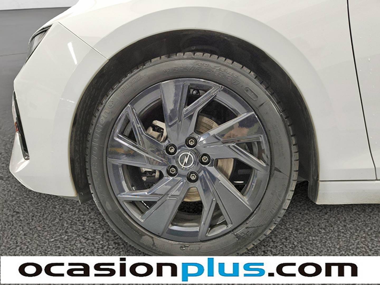 Foto Opel Astra Opel Astra 1.2 Turbo XHT GS (130 CV)