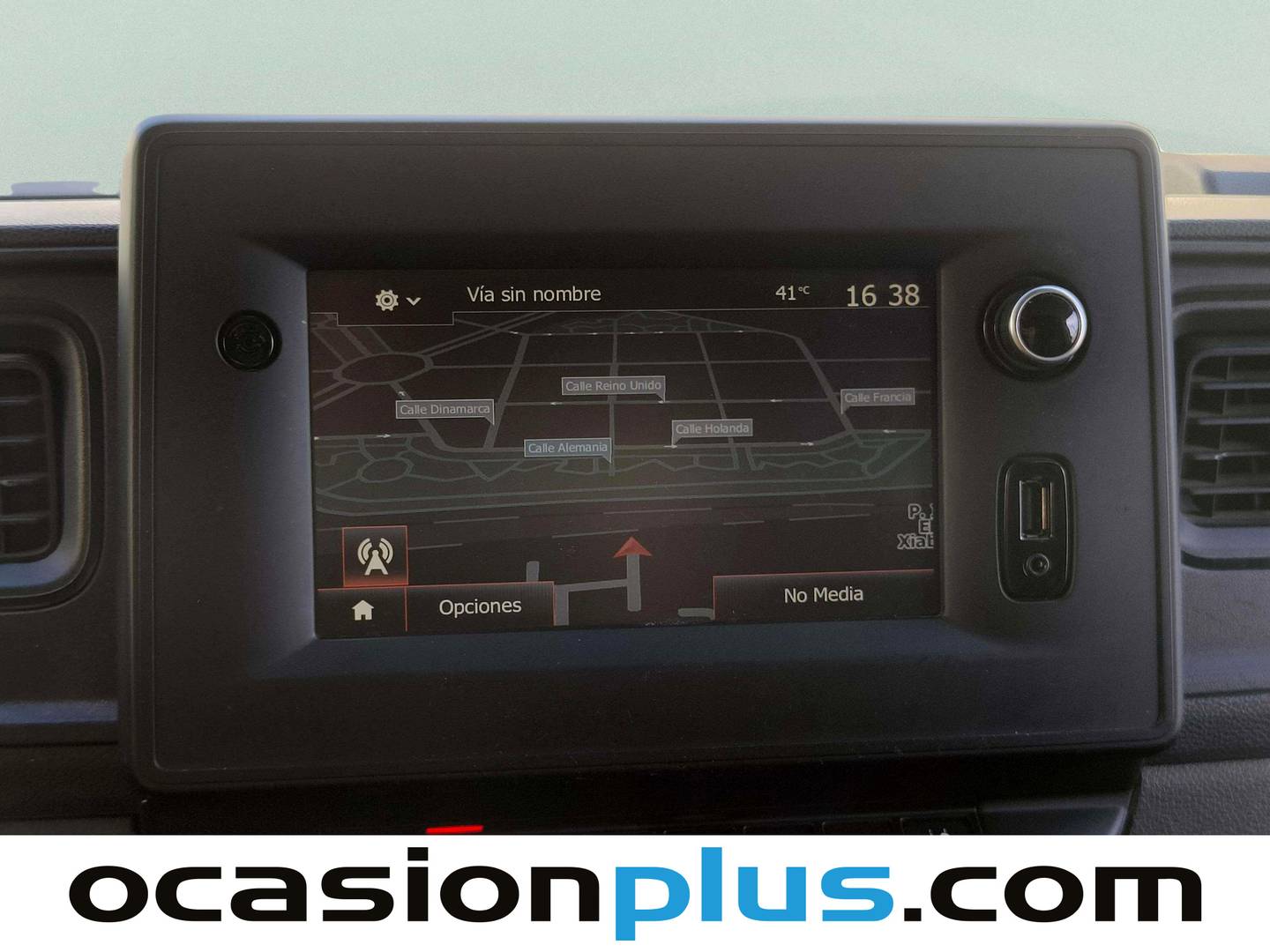 Equipamiento del Renault Master RENAULT Master Furgon P L3H2 3500 RG E B dCi 107kW (145CV)
